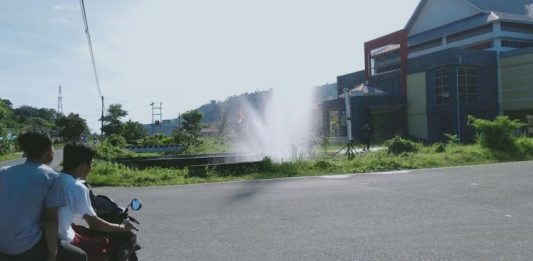 Pipa Jebol, Air Sungai Buluh Nyembur di Sukadana