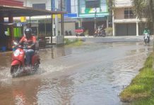 Pemkab Ketapang Kucur Rp1,8 Miliar untuk Perbaikan Drainase