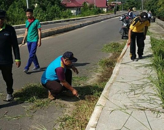 Bupati Citra Bersimbah Keringat