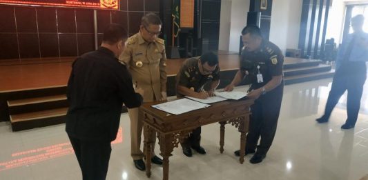 Targetkan Penertiban Perusahaan