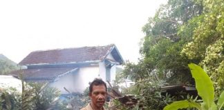 Longsor Hantam Rumah dan SMPN 4