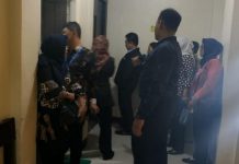 Perdana, Sidang Tertutup Kasus AU