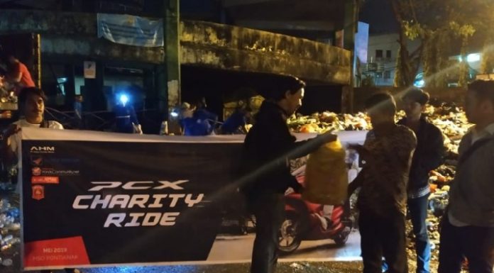 PCX Charity Ride Berbagi Kebaikan di Bulan Suci Ramadan