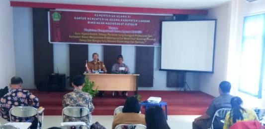 Guru Agama Katolik Dibimbing Lebih Profesional