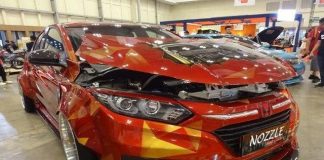 Honda HR-V dengan Pintu Sayap Burung