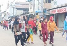 Warga Sekadau Antusias Ikuti Jalan Santai HUT Bhayangkara
