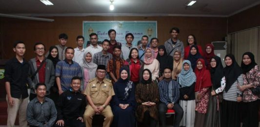 Percha Leanpuri Kumpulkan Komunitas Baca dan Literasi