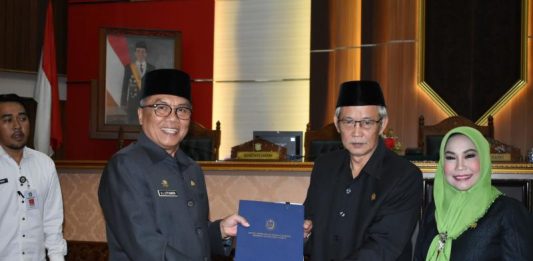 8 Fraksi DPRD Kalbar Setujui LKPj Pelaksanaan APBD 2018