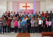 Wabup Lepas Kontingen Pesparawi Kapuas Hulu