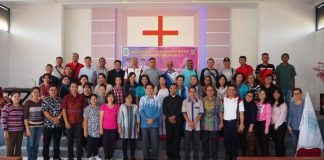 Wabup Lepas Kontingen Pesparawi Kapuas Hulu