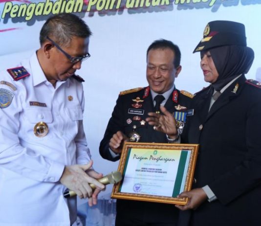Naik Haji-Umroh Hadiah Hari Jadi