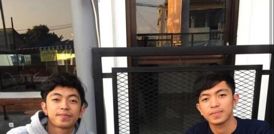 Terpaksa Akur, karena Hidup Berdua di Kota Orang