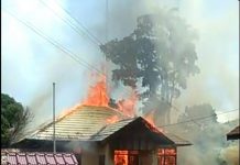 Api Gasak Dua Gedung Milik Pemerintah di Sukadana