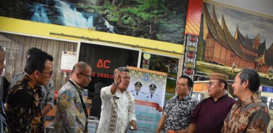 Penerimaan Pajak Daerah Lampaui Target