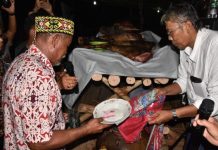 Pesta Dalo’, Ritual Mengangkat Tulang Jenazah Kerabat