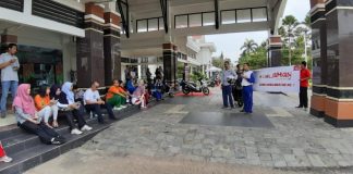 Senam Sehat Sambil Kampanye #Cari_aman di Pemkot Singkawang