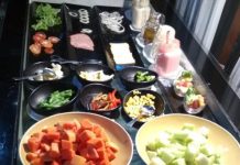 Menyantap Sarapan 1001 Menu