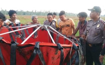 Water Bombing Jatuh, Beruntung Tak Menimpa Warga