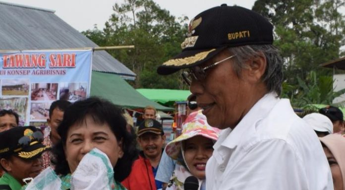 ASN Sintang Wajib Beli Produk Beras Lokal Desa Tawang Sari