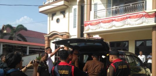 Ruang Kerja Ketua DPRD Ketapang Digeledah Kejari