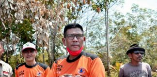 Bupati Citra Terjun Langsung Padamkan Api