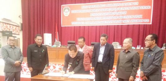 Pemkab-DPRD Teken Kesepakatan KUA-PPAS
