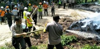 Polres Melawi Gelar Simulasi Pemadaman Karhutla