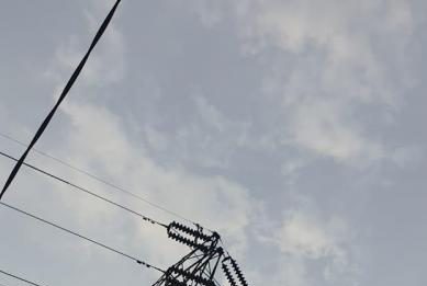 PLN Gerak Cepat Pulihkan Gangguan Akibat Puting Beliung