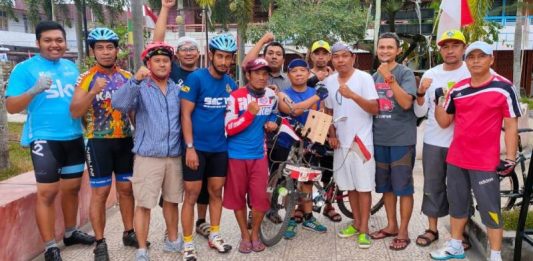 Mukti Gowes dari Papua Barat Keliling Indonesia