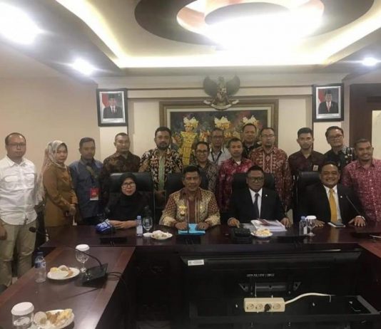 Bahas Batas Wilayah dan Progres Bandara Sukadana di DPD-RI