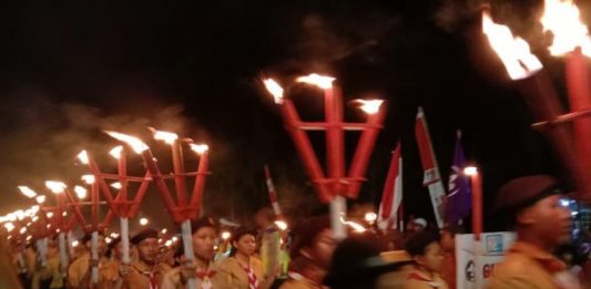 Pawai Obor Meriahkan Hari Pramuka