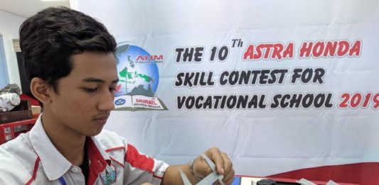Guru dan Siswa Binaan Astra Pontianak Wakil Kalbar di Kontes Nasional