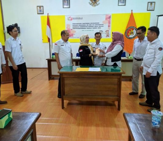 Anggota Panwascam Terima Santunan Kecelakaan Kerja dari Bawaslu RI