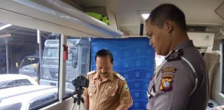 Bupati dan Wabup Sanggau Perdana Perekaman Smart SIM