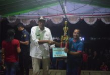 Jarot Disambut Atraksi Penari di Atas Pecahan Kaca