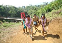 Jembatan Gantung Parek Akses Vital Menuju Pusat Kota