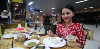 Beras Lokal Landak Bahan Utama Rumah Makan di Bandara Supadio