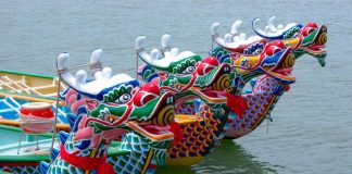 Dragon Boat Pantang Mundur Meski Kabut Asap