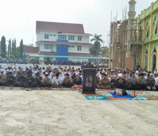 Berharap Hujan Turun, Sambas Gelar Salat Istisqa