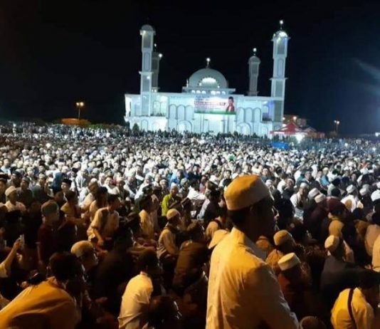 Tabliq Akbar UAS di Mempawah. Hilangkan Isu, Sambung Silaturahim