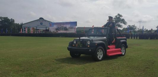 Upacara HUT ke-74 TNI Dimeriahkan Defile dan Tarian Kolosal