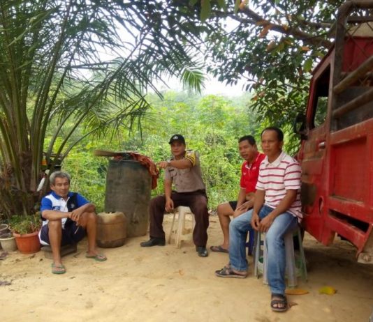 Pedagang Karet Tidak Boleh Jualan di Dalam Kota