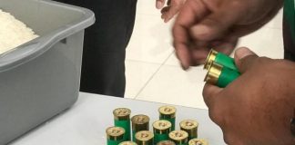 Disimpan dalam Kaleng Makanan, Petugas Bea Cukai Badau Sita 62 Butir Peluru. Simak Kronologisnya