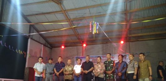 Bangun 4 titik lampu solar cell, Tebing Berseri Dinobatkan Desa Bersinar