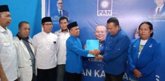 Atbah Serahkan Berkas Pendaftaran ke PAN