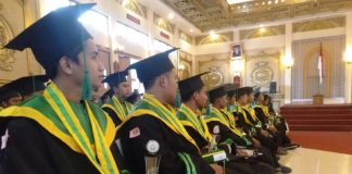 Gubernur Wisuda 100 Hafidz, Termuda Dihadiahi Umrah Gratis