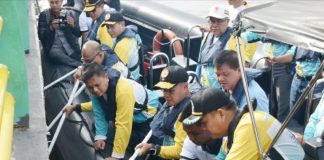 Sambut Hari Armada, Lantamal XII Pontianak Bersihkan Sampah di Sungai Kapuas