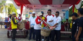 Dinas PU Pontianak Ajak Warga Mendawai Gotong Royong Bersihkan Lingkungan