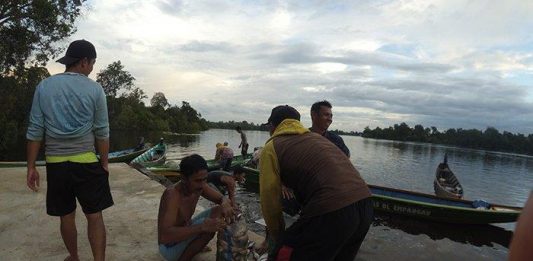 Jaga Ketat Danau Lindung, Warga Empangau Melimpah Ikan, Hasil Panen Disisihkan Untuk Gaji Guru Honorer