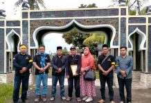 Laskar Kuning Kalbar Silaturahmi ke Kerajaan Kubu